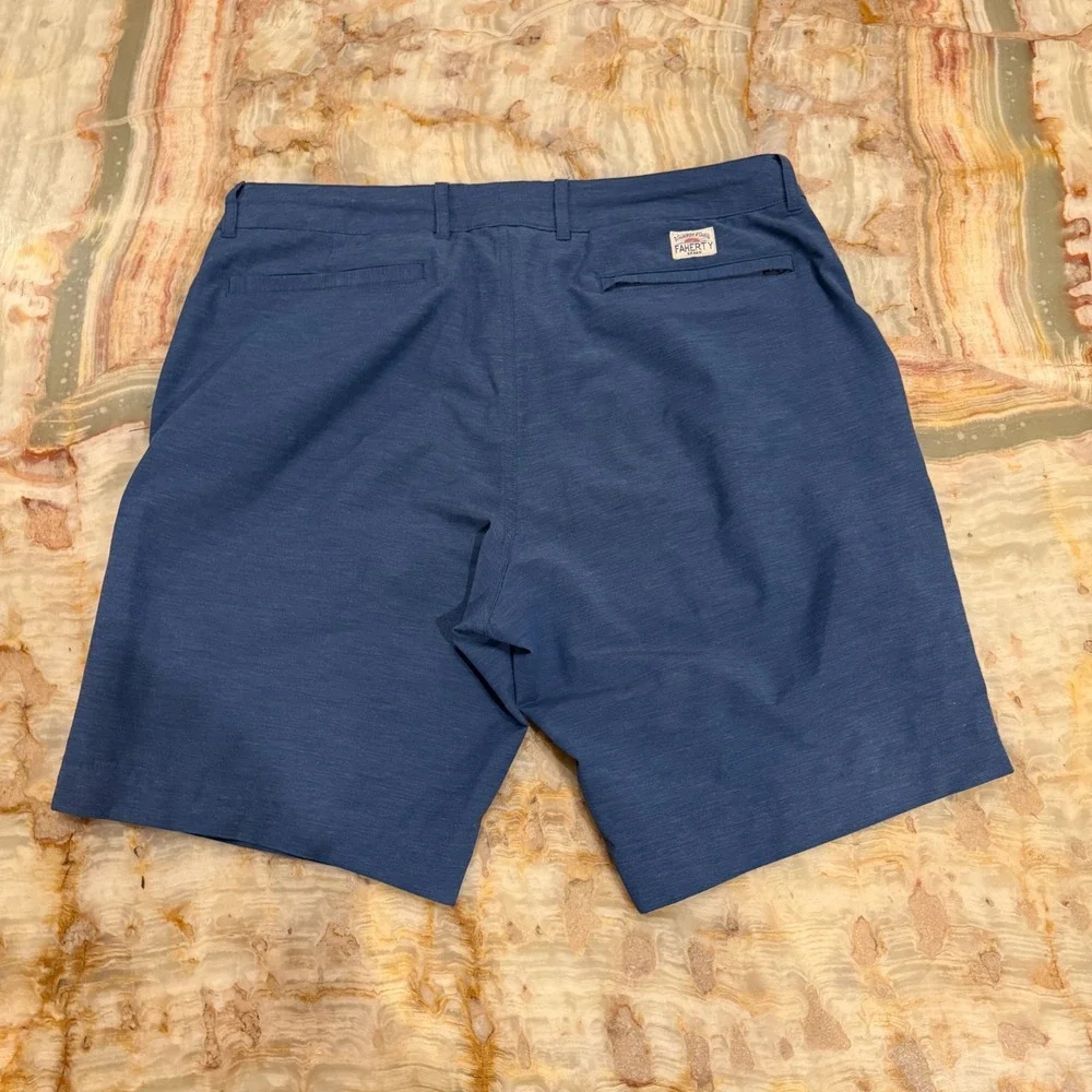 Faherty Mens All Day Shorts Blue Flat Front Comfort Four Way Stretch Size 35